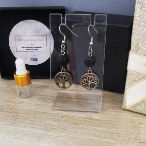 boucles d'oreilles en acier inoxydable avec arbre de vie et perle de lave noire
