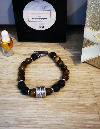 bracelet en acier inoxydable et oeil de tigre et perles de lave noir