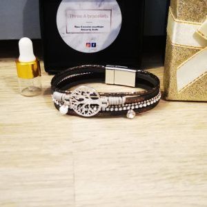 bracelet femme simili cuir gris anthracite avec fermoir en céramique et abre de vie argenté, strass et une perle de lave blanche 4mm