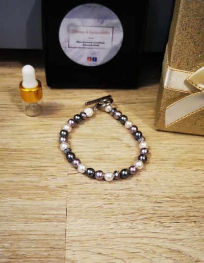 bracelet fil nylon non élastique avec fermoir argenté en acier inoxydable et perles d'eau douce