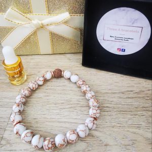 bracelet marbre blanc et doré en 8mm