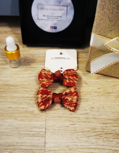 chouchous tissu bordeaux et jaune et perle de lave bordeaux