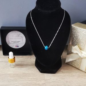 collier en acier inoxydable argenté et perle oeil de dragon