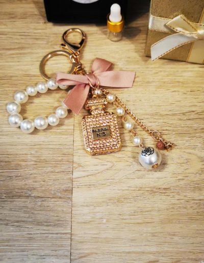 porte clé imitation chanel noeud rose et pierre de lave rose 6mm