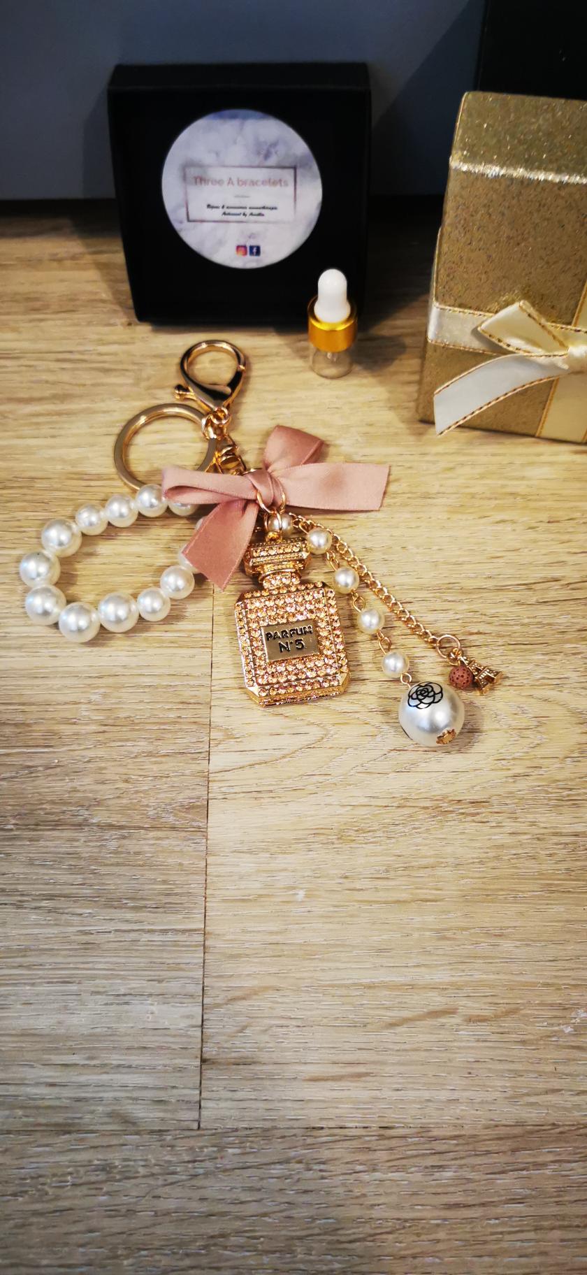 porte clé imitation chanel noeud rose et pierre de lave rose 6mm