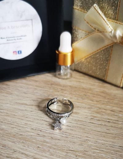 bague argenté en acier inoxydable réglable avec une étoile à strass et perle d'eau douce